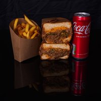 Objednať .SPICY & ILLEGAL SANDWICH DEAL COCA COLA