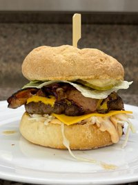Objednať Bezlepkový 100% BEEF burger + Hranolky