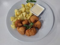 Objednať Vyprážaný karfiol, varené zemiaky, tatarská omáčka