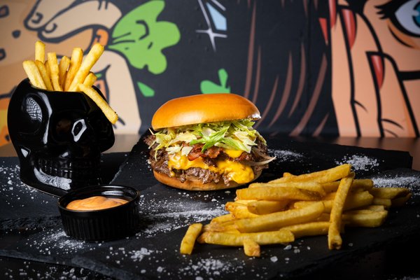 Burger servit