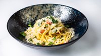 Objednať Spaghetti aglio olio peperoncino e gamberi