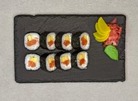 Objednať Fish Futomaki (losos, krevety, avocado, kaviar)