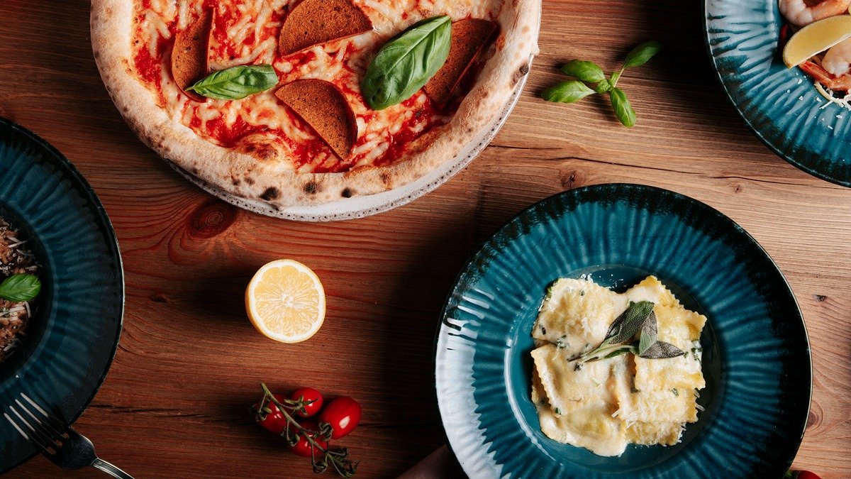 Pizza Pasta Napoli | Wolt | Delivery | Gdynia