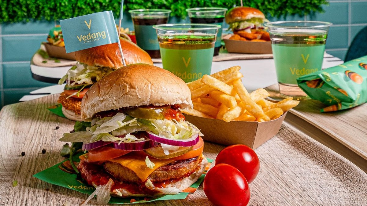 Vestlig mere og mere Skoleuddannelse Vedang - plant burger (Alexa) | Zukunft des Fast Foods | Berlin