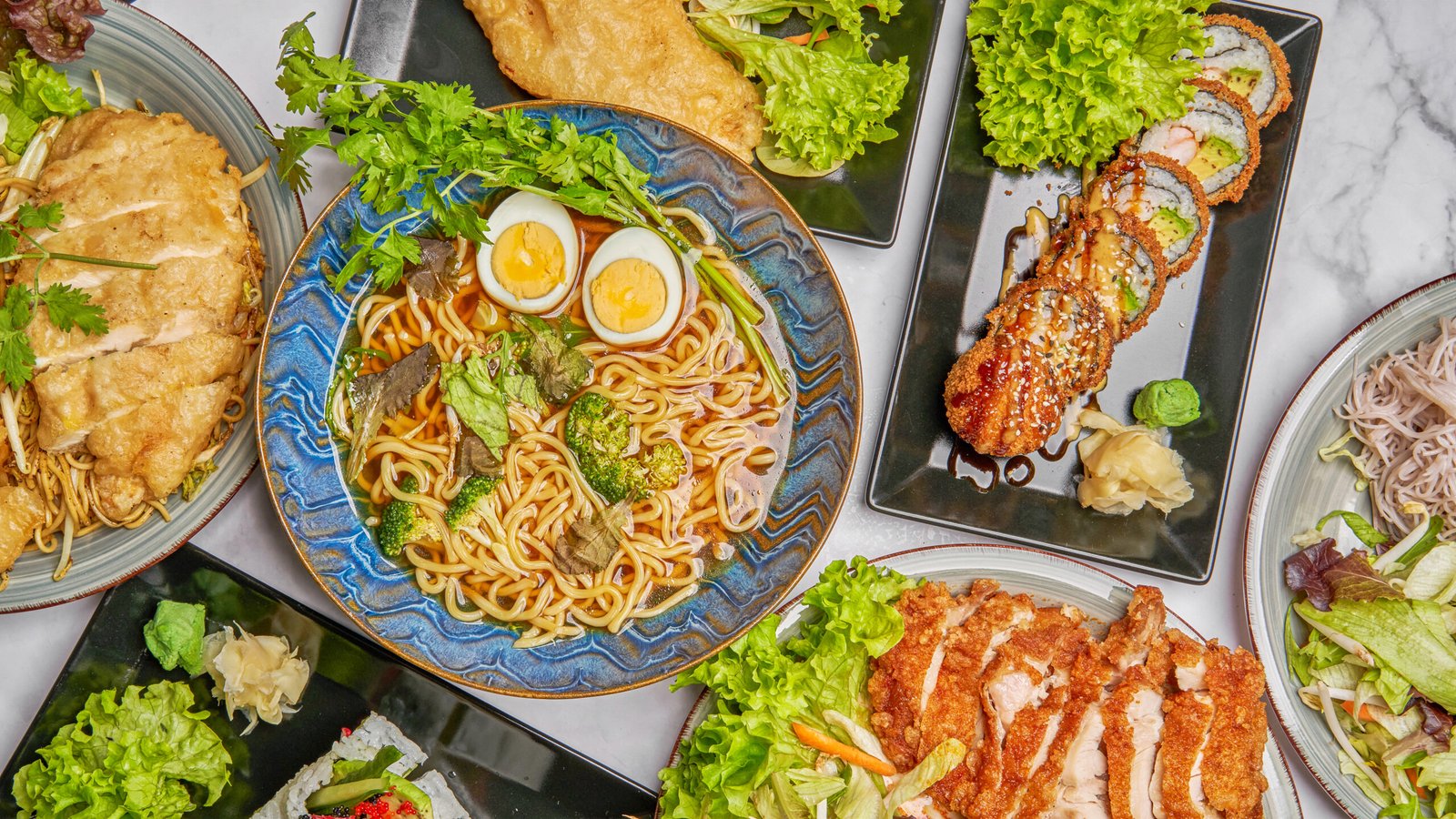 Oishi Sushi & Wok | Sushi works always ?? | Stuttgart