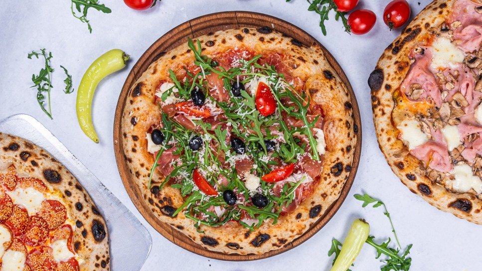 Pizza na drva Mikele Zemun Wolt Dostava Beograd